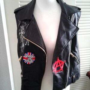 Diashiny Black Faux Leather Zip Up Vest